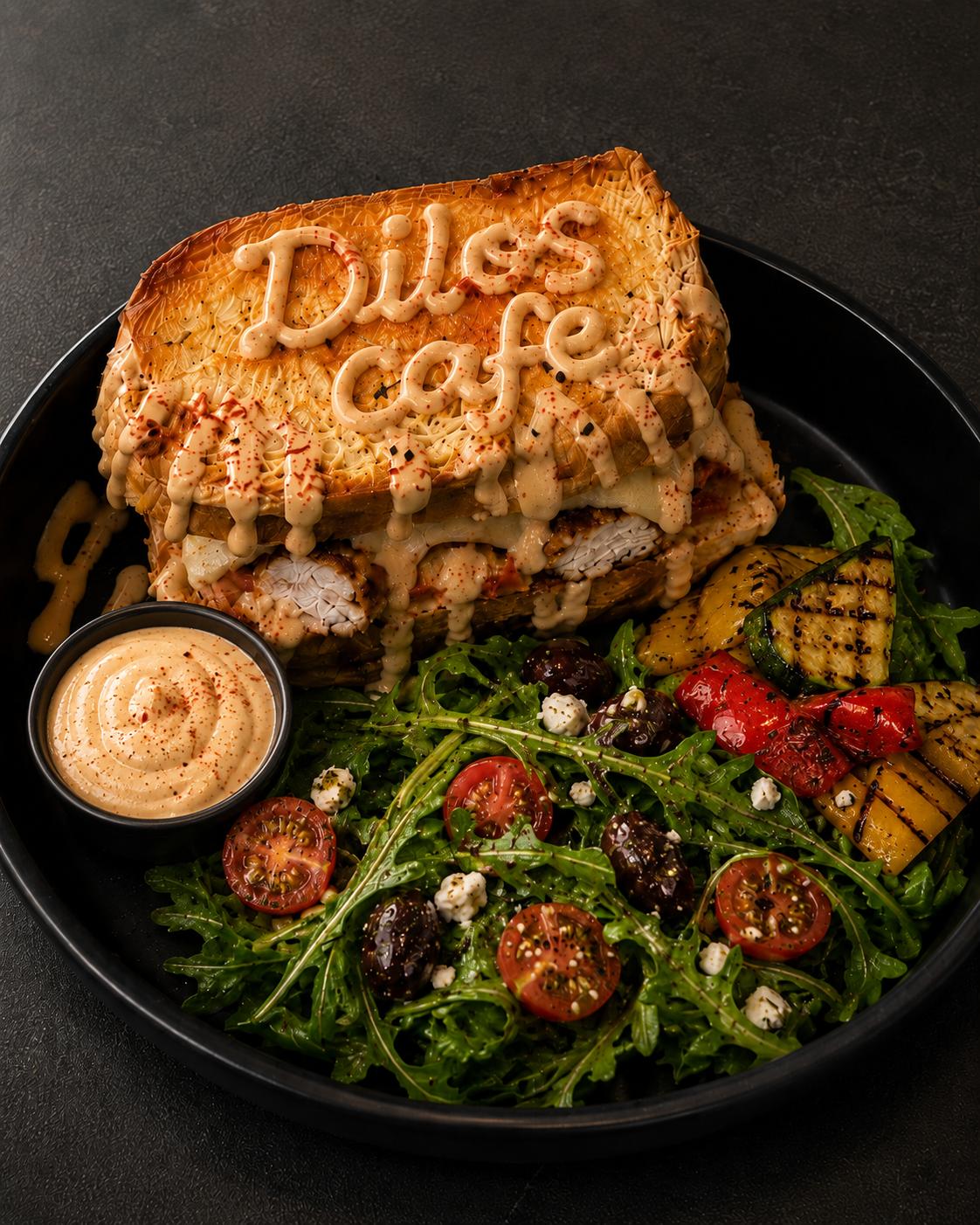 Dilo's Toast mit Antipasti-Salat